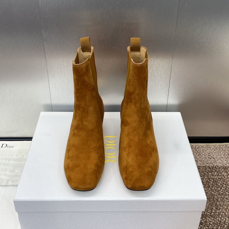 ch**an D*or boots